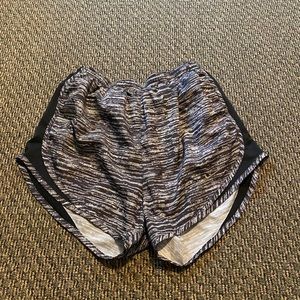 Nike Athletic Shorts Size Medium